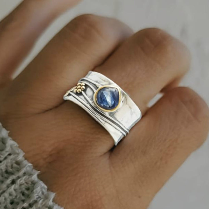 Retro Sølvring med Blå Krystal