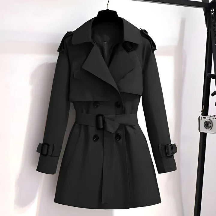 Mirella™ | Kort og chic trenchcoat til kvinder
