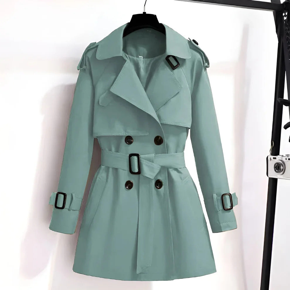 Mirella™ | Kort og chic trenchcoat til kvinder