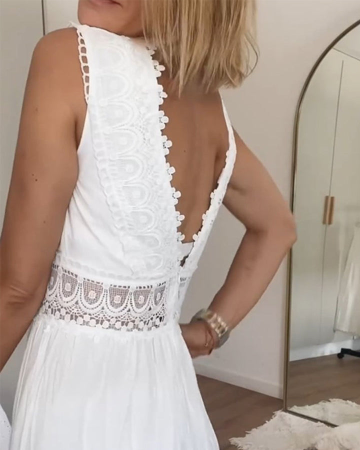 Aurélie - Elegant Blondekjole med V-Udskæring