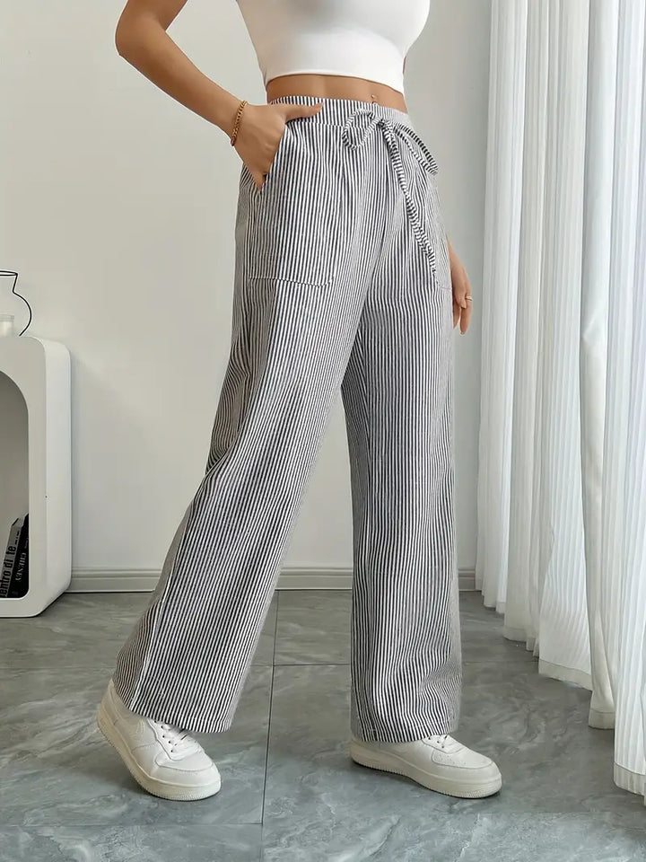 KARINA | STILFULDE STRIBEADE BUKSER