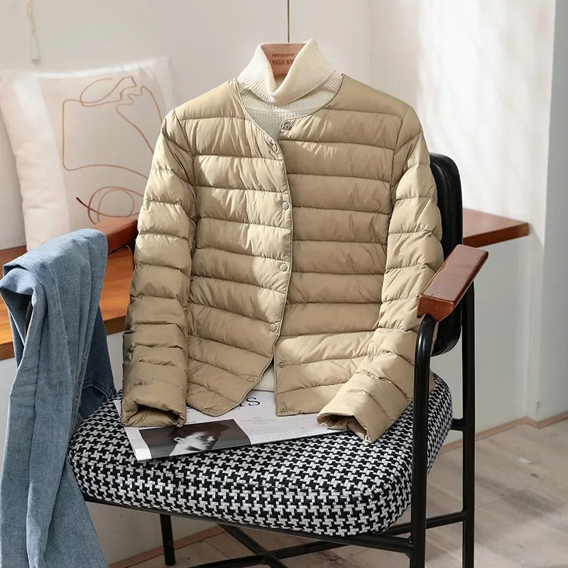 Esther | Let Forårsjakke - Minimalistisk Stil