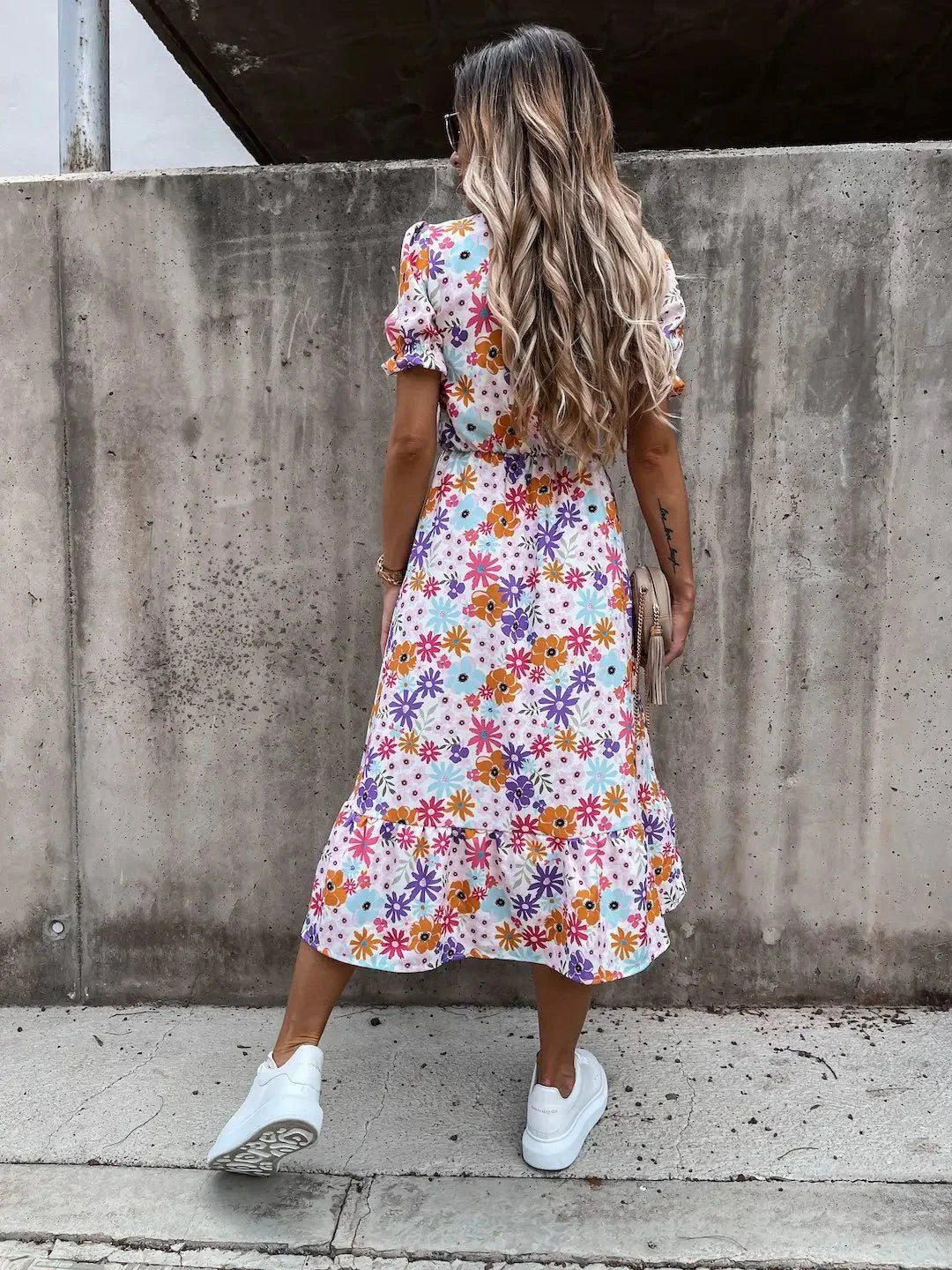Naila™ | Elegante Blomsterkjole